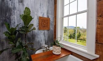 87 Porter Rd, Bath, NH 03740