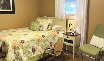 1526 Needmore Rd, Albertville, AL 35950