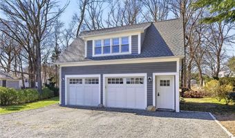 110 Sea View Ave, North Kingstown, RI 02852