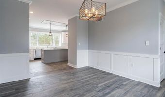 751 Leeward Ave, Beachwood, NJ 08722