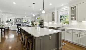 9206 FERNWOOD Rd, Bethesda, MD 20817