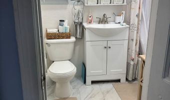 481 AVENUE E 2, Bayonne, NJ 07002
