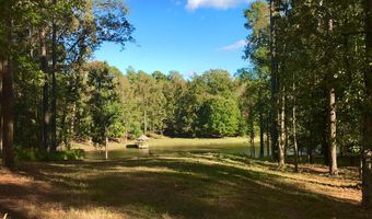 103 WHISPERING PINES Ln, Greenwood, SC 29646