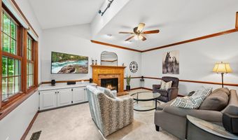 1030 W Sterlington Pl, Apex, NC 27502