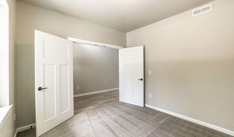7587 E Duke Ln, Athol, ID 83801