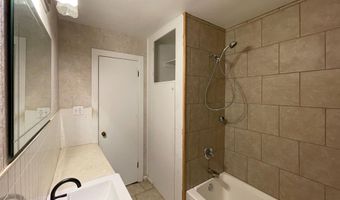 1326 N C St, Arkansas City, KS 67005