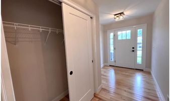 44 Edgewater Dr, Brentwood, NH 03833