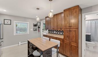 376 S Belfast Ave, Augusta, ME 04330