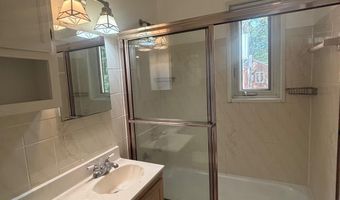 10401 MONTROSE Ave 301, Bethesda, MD 20814