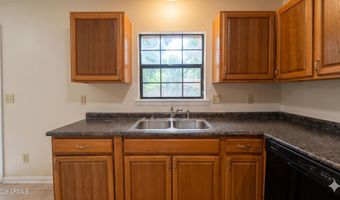 6 Oakwood Dr, Beaufort, SC 29907