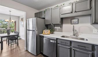 7624 157th St W 307, Apple Valley, MN 55124