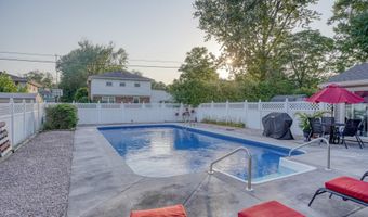908 SCHOOLHOUSE Ln, Dover, DE 19904
