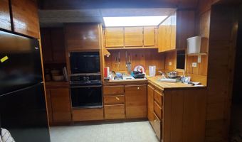 2734 MADISON St NE, Albuquerque, NM 87110