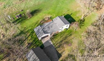 9095 76th St SE, Alto, MI 49302