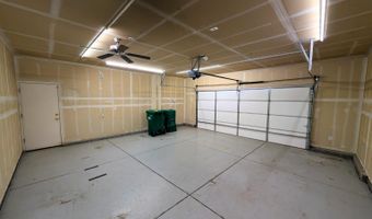 180 Walnut Dr, Fernley, NV 89408