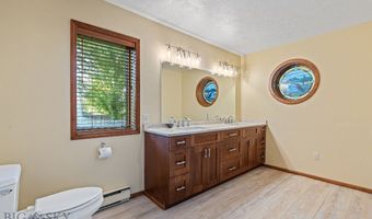 26 Big Chief Trl, Bozeman, MT 59718