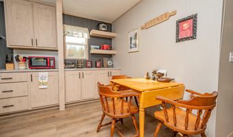 3 Back Rd, Abbot, ME 04406