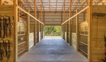 300 Fisher Rd, Athens, OH 45701