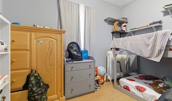 85 Hendricks St, Central Falls, RI 02863