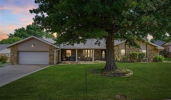 2632 Williamsburg St, Bartlesville, OK 74006