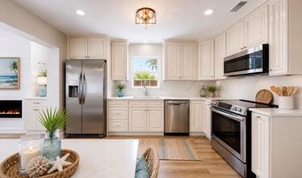 6513 ABACO Dr, Apollo Beach, FL 33572