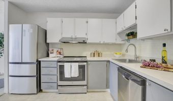 555 Pierce St 842, Albany, CA 94706
