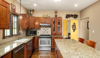546 Province Line Rd, Allentown, NJ 08501