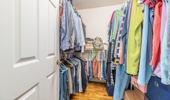 6 Colonial Cir, Alloway, NJ 07418