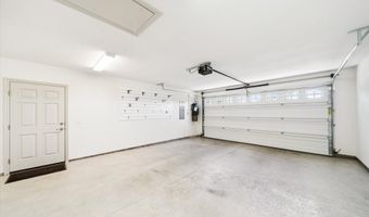 20707 YUKON St, Aurora, OR 97002