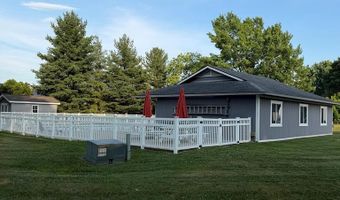 1138 Village Ln, Ashland, OH 44805