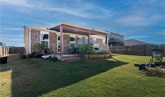 6704 Pilgrim Rd, Bentonville, AR 72713