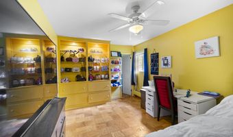 42 Sugarloaf Ln, Bangor, ME 04401