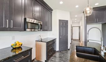 5161 Wildlife View Ct, Allenton, WI 53002