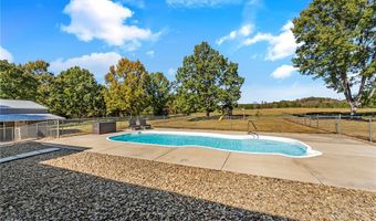 194 Rocky River Plant Rd, Calhoun Falls, SC 29628