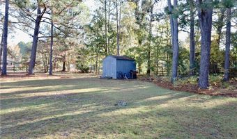 948 Pinebluff Lake Rd, Aberdeen, NC 28315