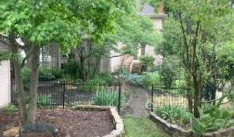 130 S Pine St, Arcola, IL 61910