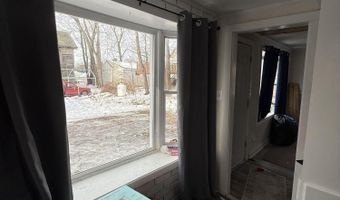 113 Dummer St, Bath, ME 04530