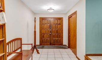172 Shetland Dr, Amherst, NY 14221