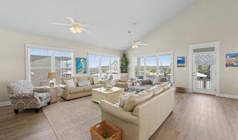 4009 Borneo St, Bay St. Louis, MS 39520