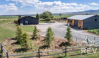 30 Carter Mountain Rd, Cody, WY 82414