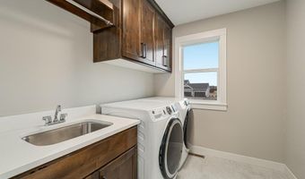 111 168th Ln, Andover, MN 55304