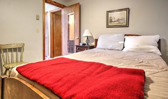 198 HOODS POINT Rd, Basye, VA 22810