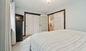 2398 W BARLEY Way, Appleton, WI 54913
