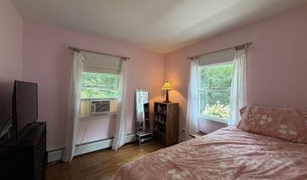11 Hall Passway, Danbury, CT 06811