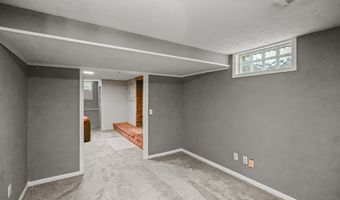 1045 Columbus Cir N, Ashland, OH 44805
