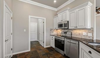 3309 Golf Course Dr, Alma, AR 72921