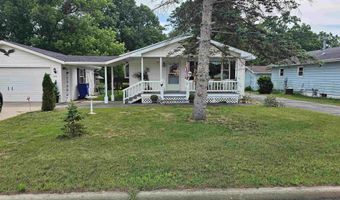 216 N Vincennes St, Adams, WI 53910