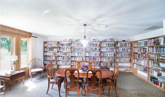 1415 Lake St 122, Alexandria, MN 56308