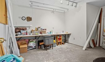 50 Isle Of Capri Rd, Coventry, RI 02816