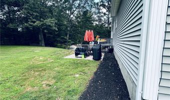 20 Canton Ct, Cranston, RI 02921